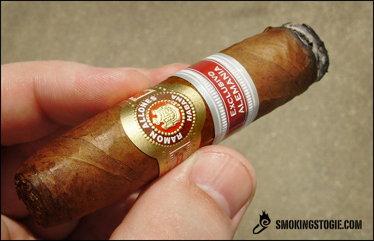 Ramon Allones Belicosos ER 德国 2010 2