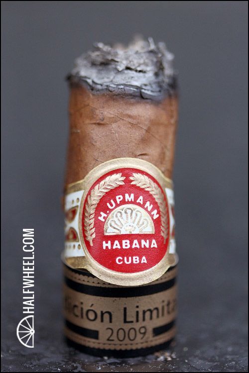 H. Upmann Magnum 48 (EL 2009) 4