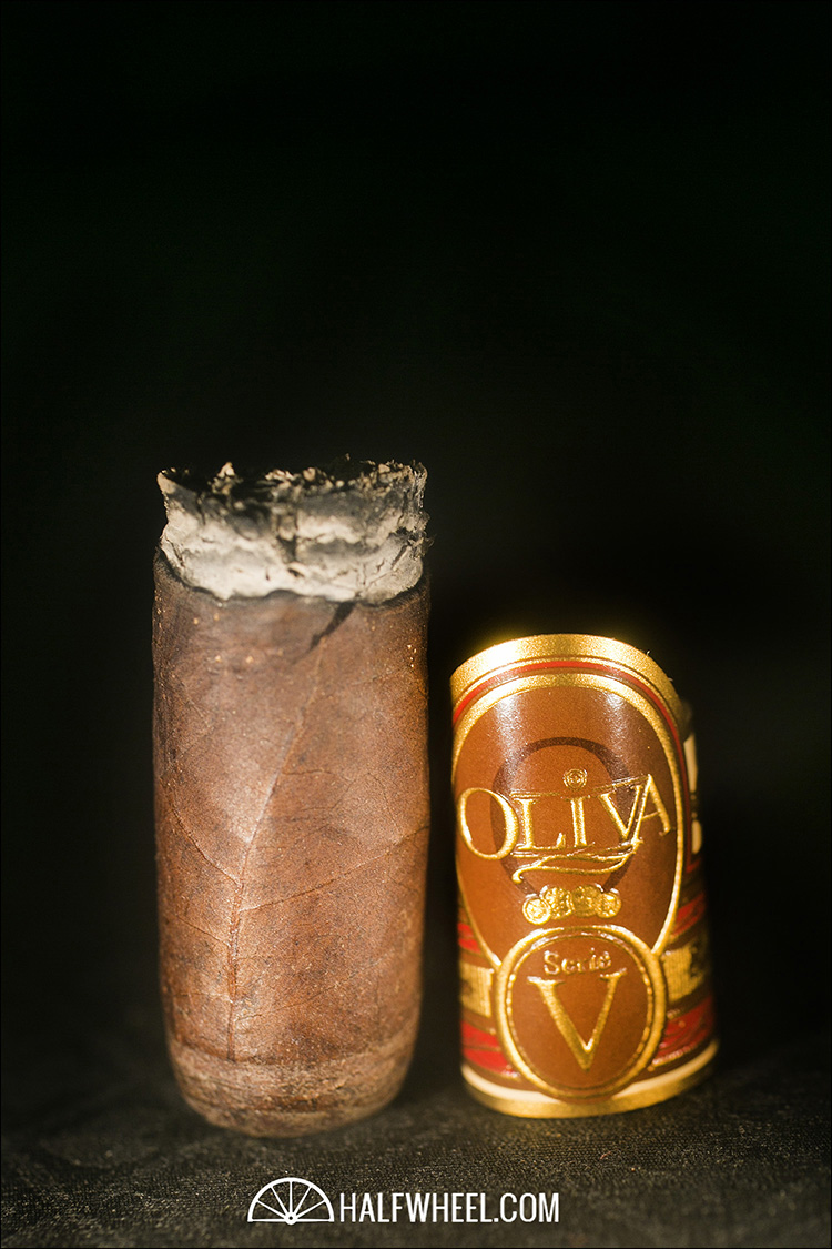 奥利瓦 OLIVA SERIE V MADURO ESPECIAL 2013 雪茄